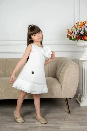 صورة فستان سهرة بناتي اسفنجي